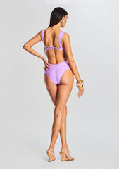 Leonie One Piece